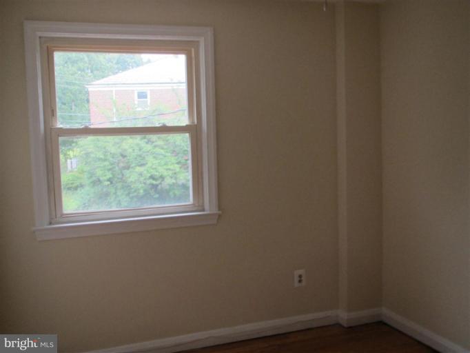5900 Hillen Road Baltimore, MD 21239 - Photo 1 of 11 a small space with a window