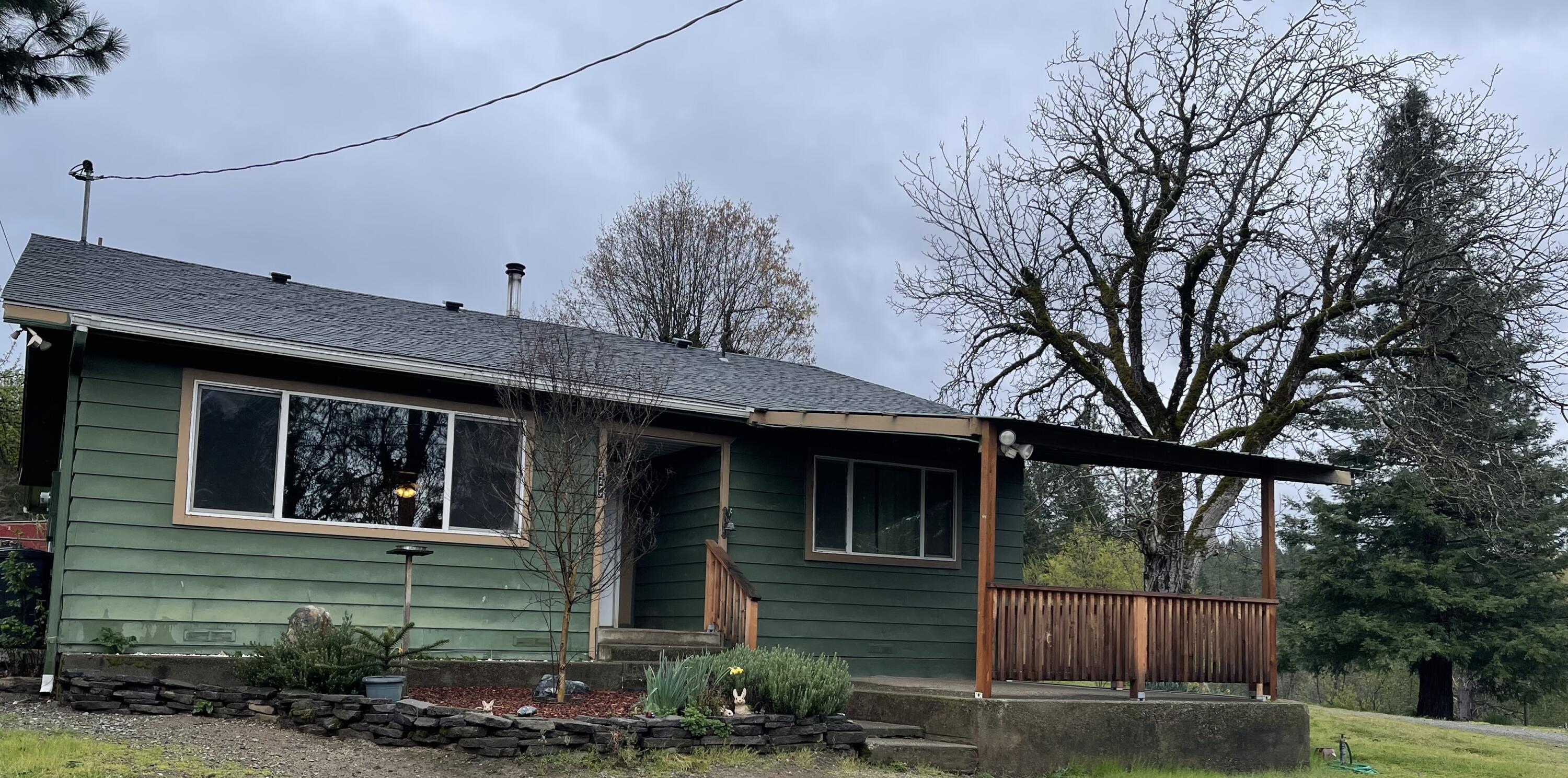 3175 Helms Road Grants Pass, OR 97527 - Photo 1 of 16 FullSizeRender