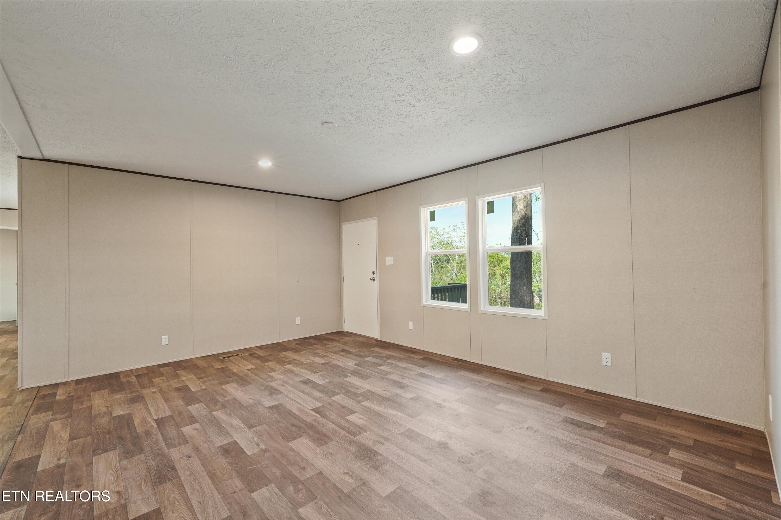 07-707 Old Riceville Rd 04