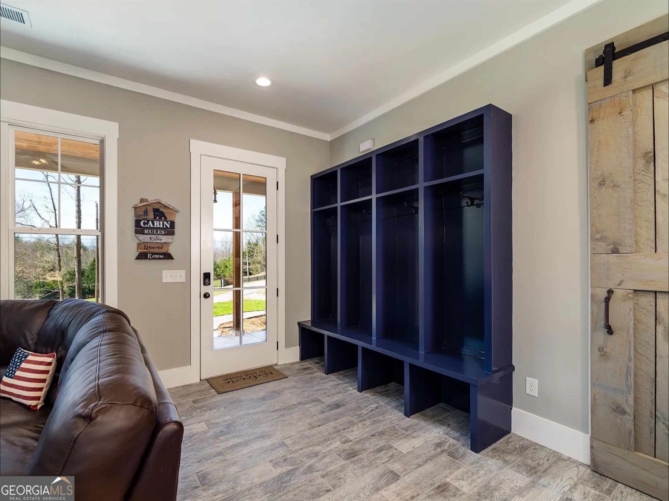 2119 Star Creek Road Morganton, GA 30560 - Photo 3 of 30 a living room with furniture