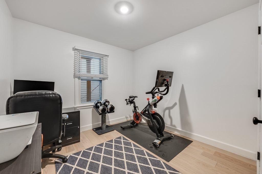 261 Silver Street, Unit 1 Boston, MA 02127 - Photo 13 of 17