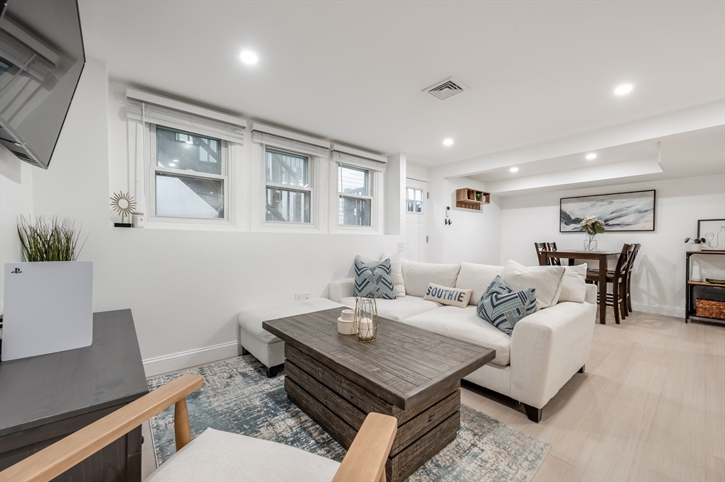 261 Silver Street, Unit 1 Boston, MA 02127 - Photo 2 of 17