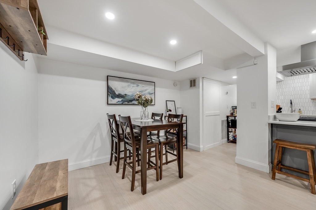 261 Silver Street, Unit 1 Boston, MA 02127 - Photo 4 of 17