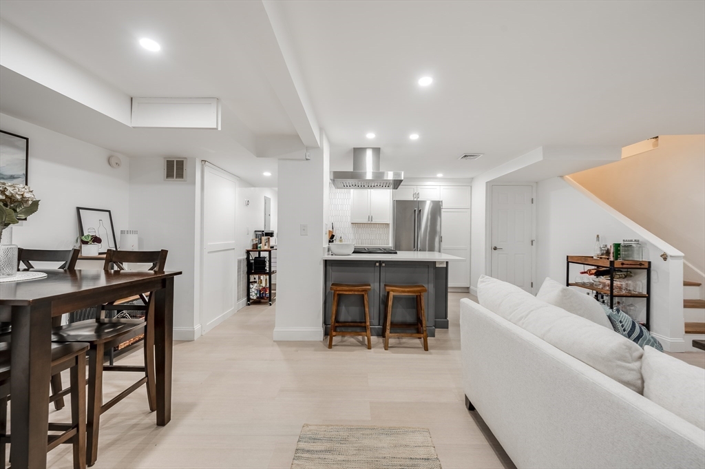 261 Silver Street, Unit 1 Boston, MA 02127 - Photo 5 of 17