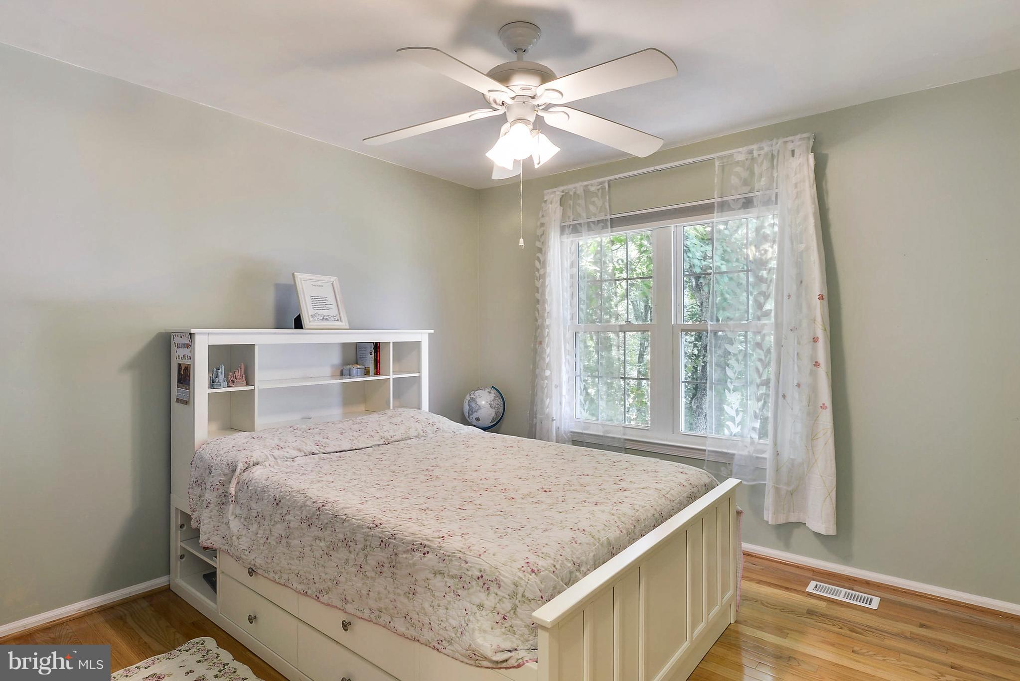 1024 Challedon Road Great Falls, VA 22066 - Photo 18 of 30 Bedroom