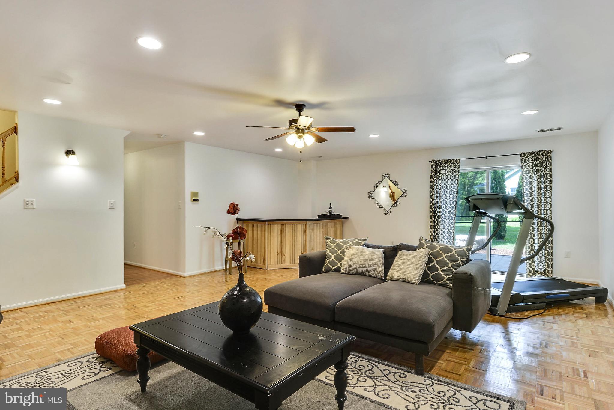 1024 Challedon Road Great Falls, VA 22066 - Photo 22 of 30 Interior (General)