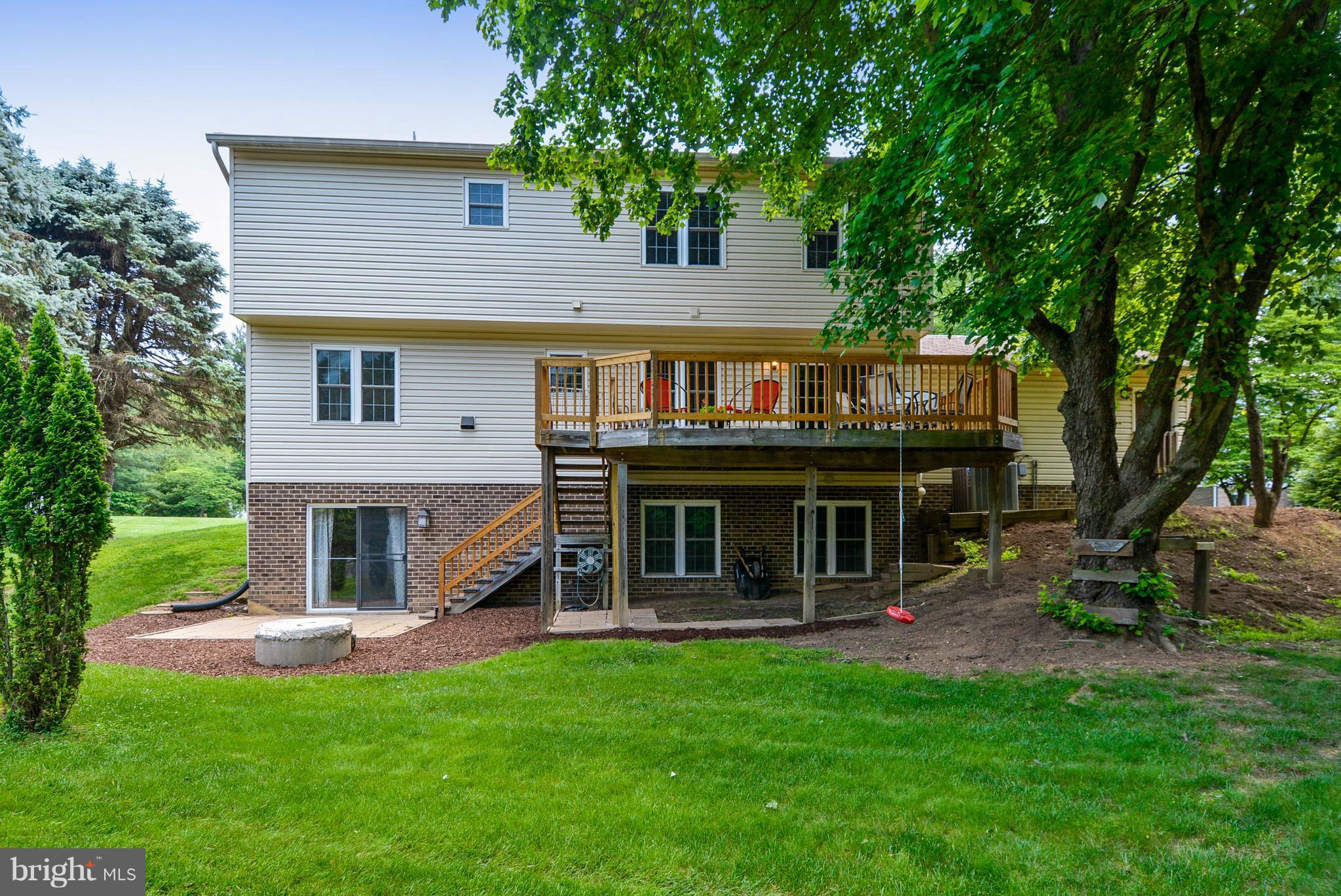 1024 Challedon Road Great Falls, VA 22066 - Photo 29 of 30 Exterior (Rear)
