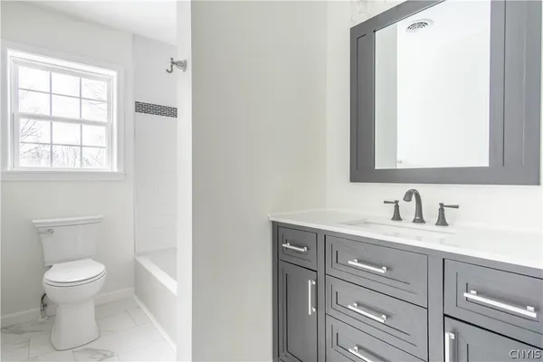 $499,000 | 31083 County Route 179, Chaumont, NY 13622