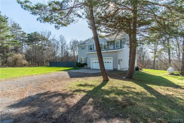 $499,000 | 31083 County Route 179, Chaumont, NY 13622
