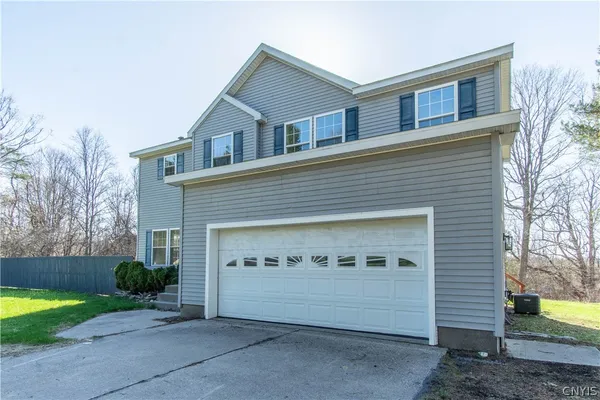 $499,000 | 31083 County Route 179, Chaumont, NY 13622