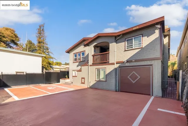 $895,000 | 8016 MacArthur Boulevard, Oakland, CA 94605