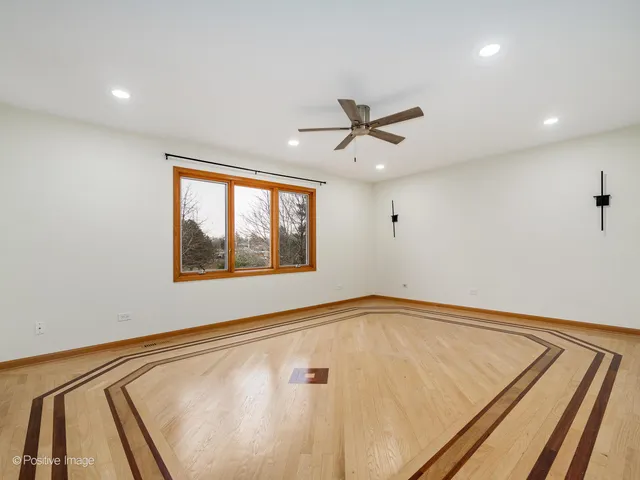 $549,000 | 359 Gilbert Drive, Wood Dale, IL 60191