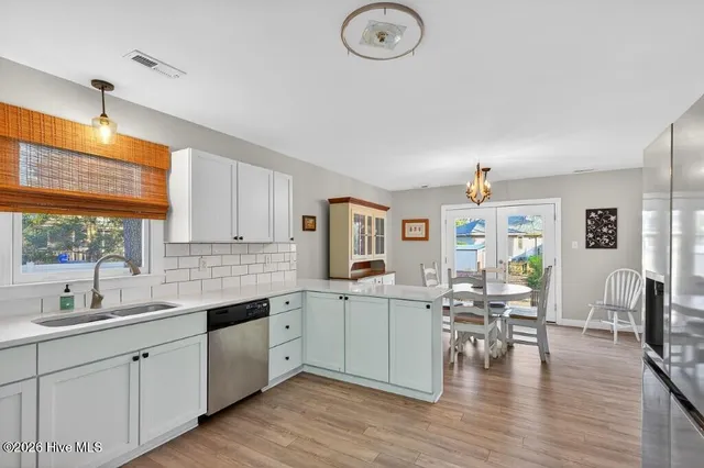 $319,900 | 813 Plantation Drive, New Bern, NC 28562