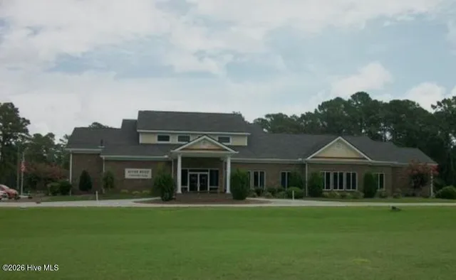 $319,900 | 813 Plantation Drive, New Bern, NC 28562