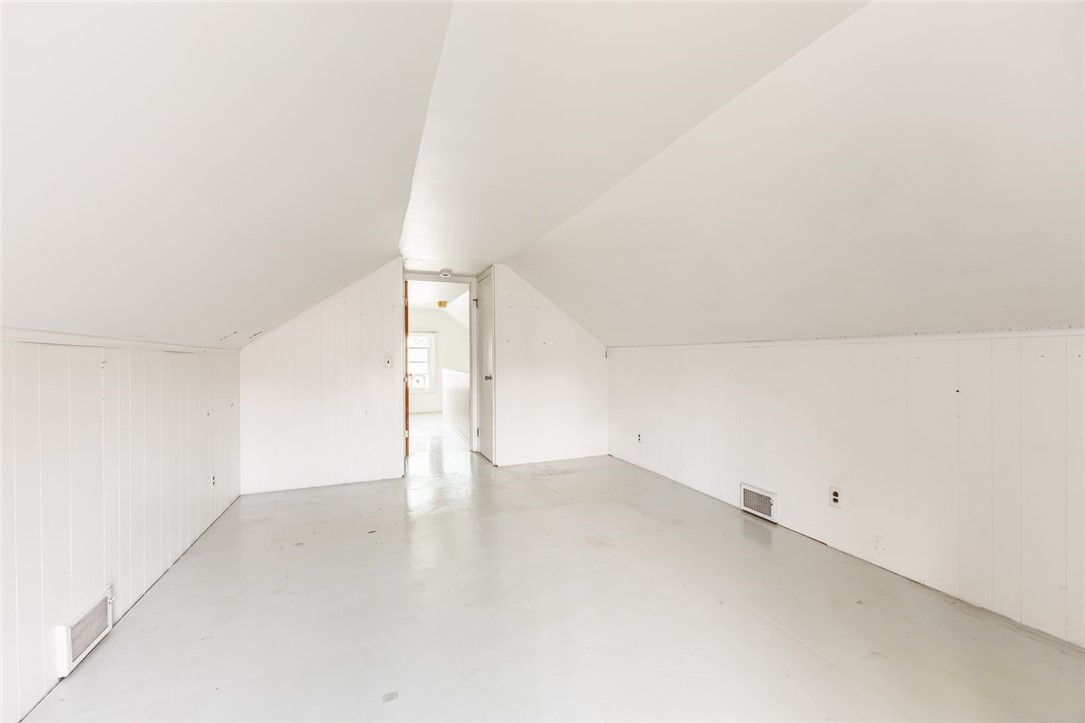 38 Barons Road Irondequoit, NY 14617 - Photo 24 of 34