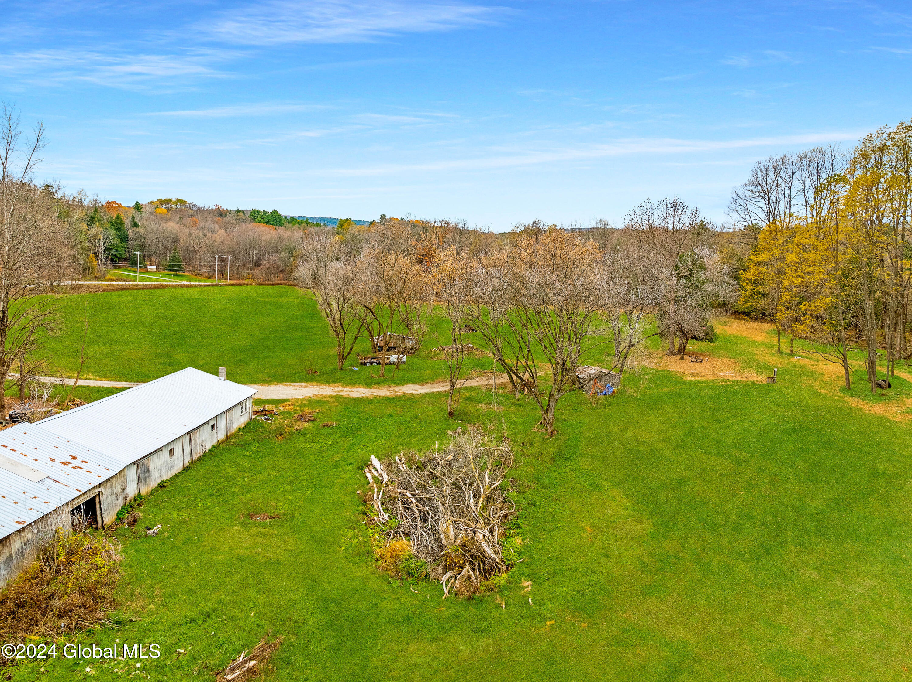 19 Porter Mill Road Crown Point, NY 12928 - Photo 12 of 20 Barn and Pastures
