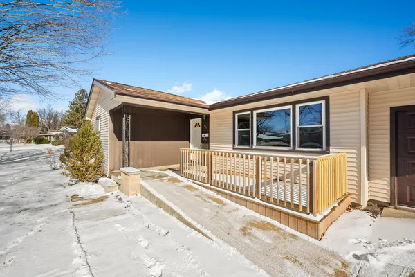 $260,000 | 1118 Holmes Place, DeKalb, IL 60115