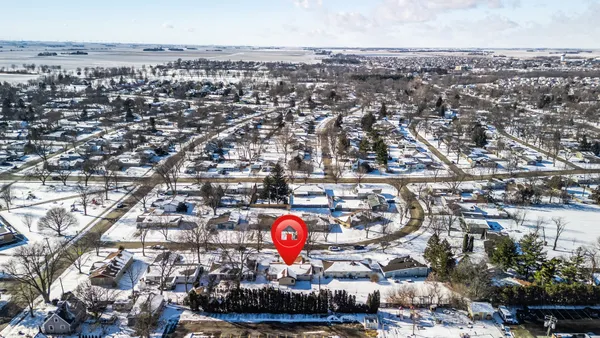 $260,000 | 1118 Holmes Place, DeKalb, IL 60115