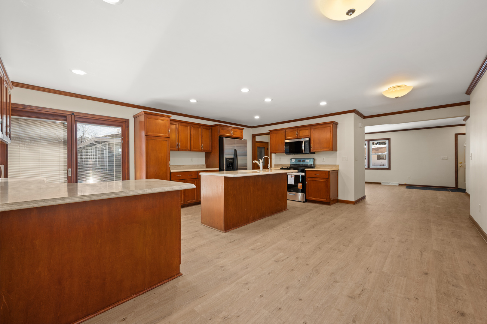 1118 Holmes Place DeKalb, IL 60115 - Photo 7 of 25