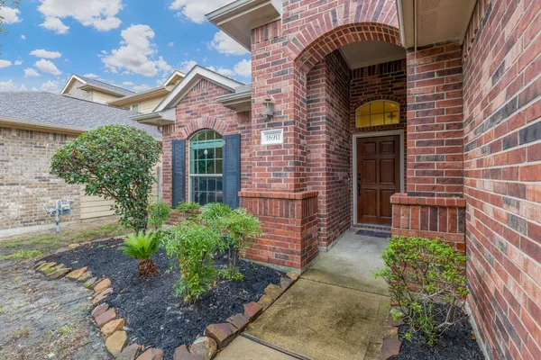 $2,400 | 16911 Savannah Park Drive, Cypress, TX 77429