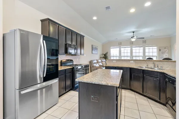 $2,400 | 16911 Savannah Park Drive, Cypress, TX 77429