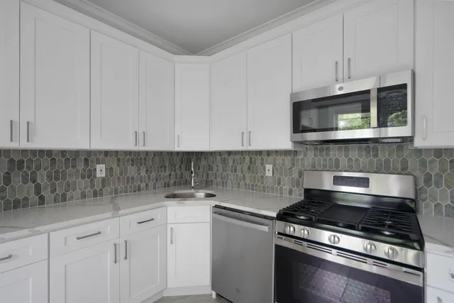 $995,000 | 71 West 54th Street, Bayonne, NJ 07002