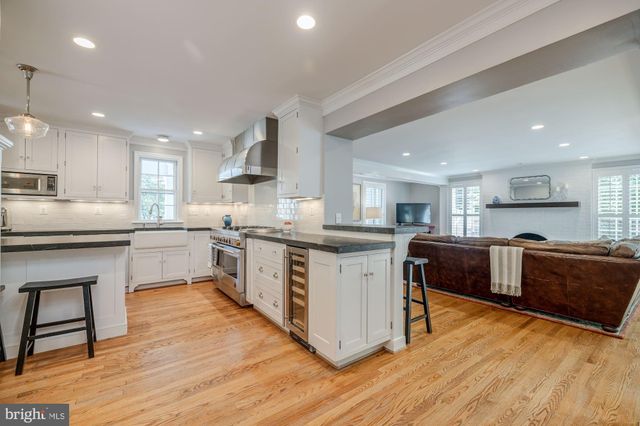 $2,100,000 | 4912 Baltan Road, Bethesda, MD 20816