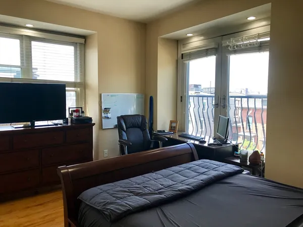 $4,495 | 360-362 Dorchester Street, Unit 3, Boston, MA 02127