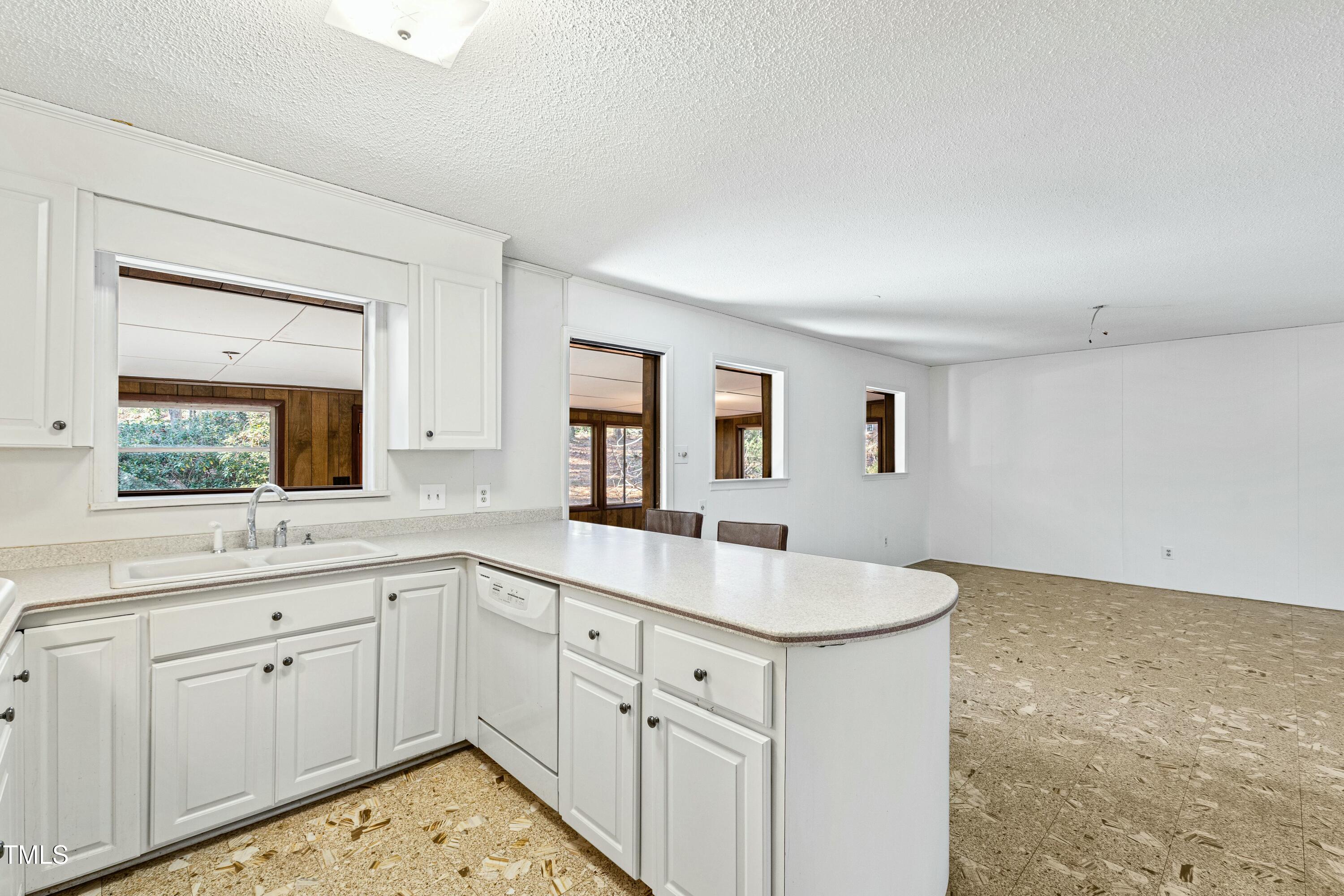 4521 Connell Drive Raleigh, NC 27612 - Photo 28 of 43 tempImagedOKKgb