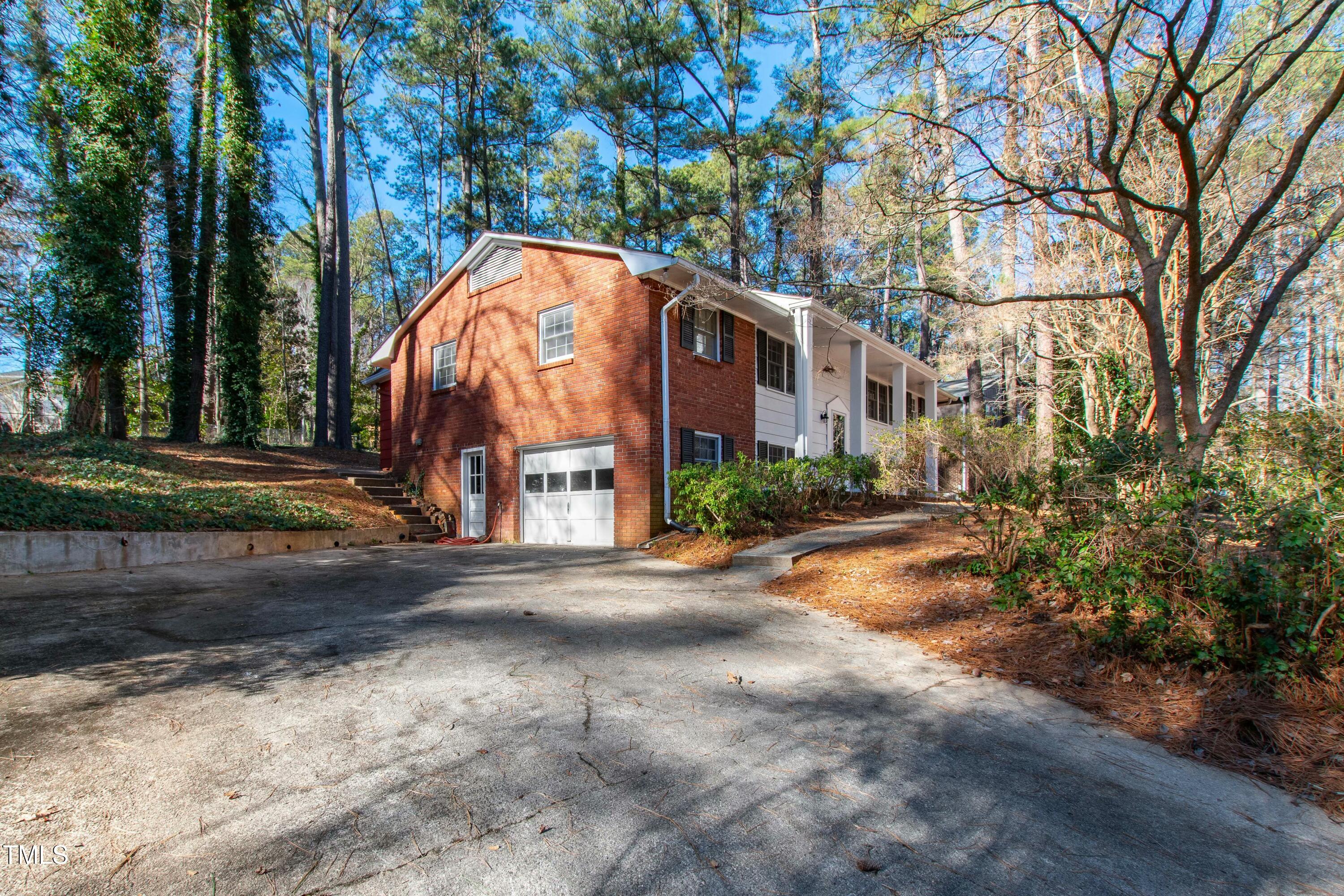 4521 Connell Drive Raleigh, NC 27612 - Photo 8 of 43 tempImage7Foxyt