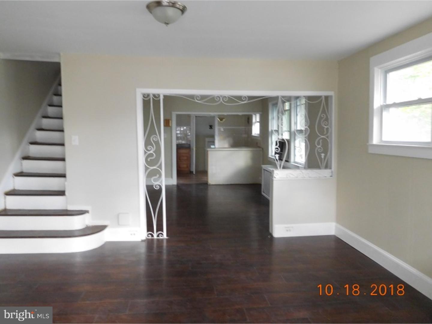 115 East Providence Road Yeadon, PA 19050 - Photo 8 of 21 Living Room