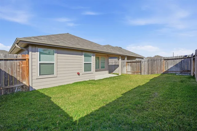 $2,100 | 12214 Ridge River Lane, Houston, TX 77067