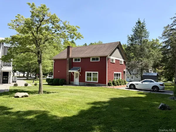 $3,950 | 4 Lower Trinity Pass Road, Pound Ridge, NY 10576