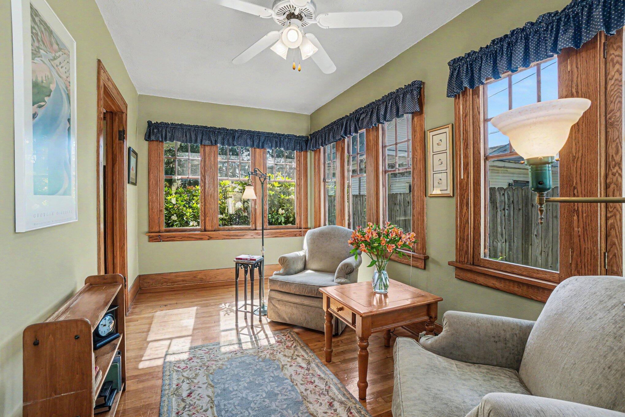 560 State Street Holland, MI 49423 - Photo 9 of 45 006_file_9869