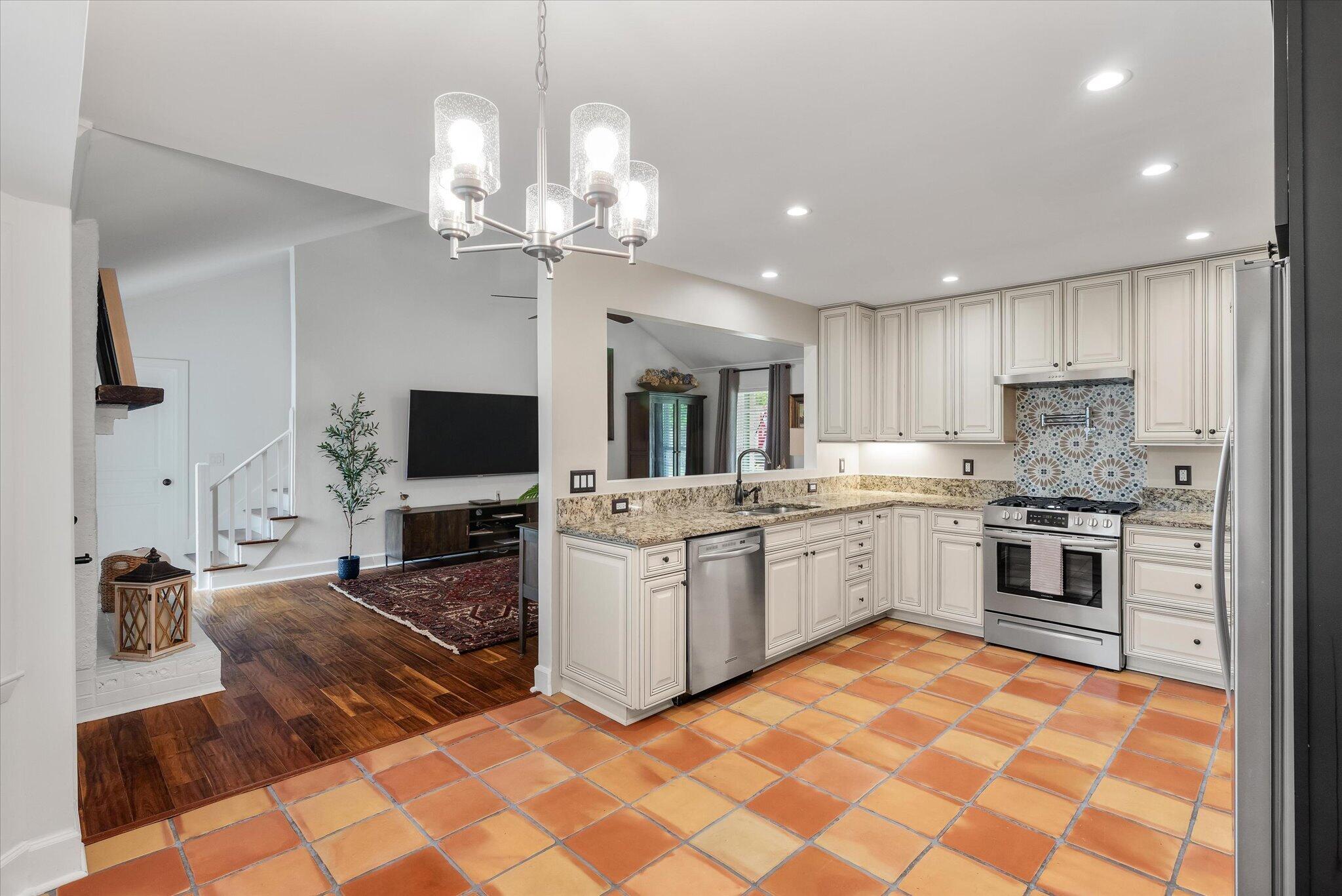 1511 Wakendaw Road Mount Pleasant, SC 29464 - Photo 14 of 40 15-1511 Wakendaw_i_Lowcountry_Exposure-1