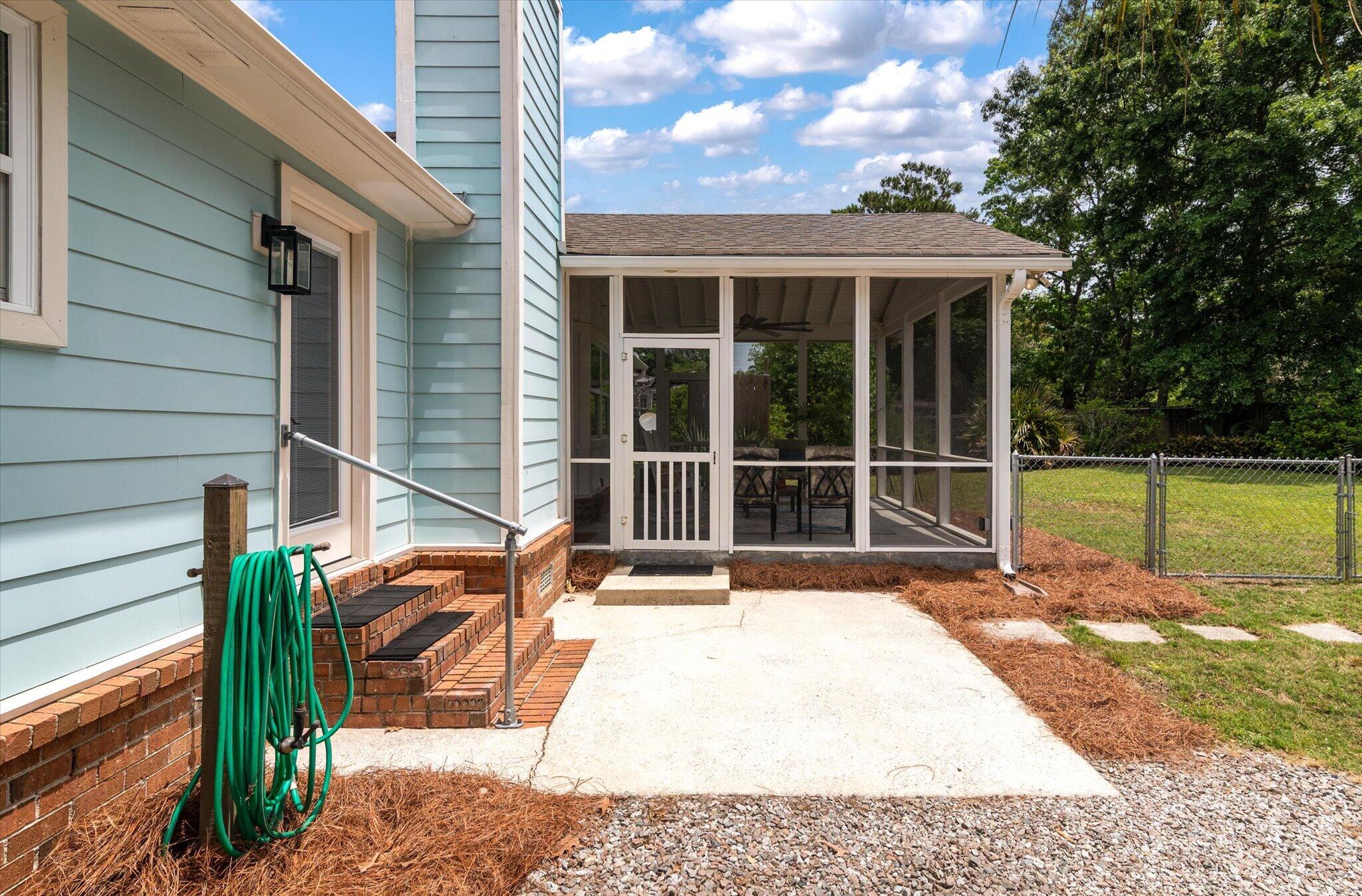 1511 Wakendaw Road Mount Pleasant, SC 29464 - Photo 34 of 40 37-1511 Wakendaw_e_Lowcountry_Exposure-6