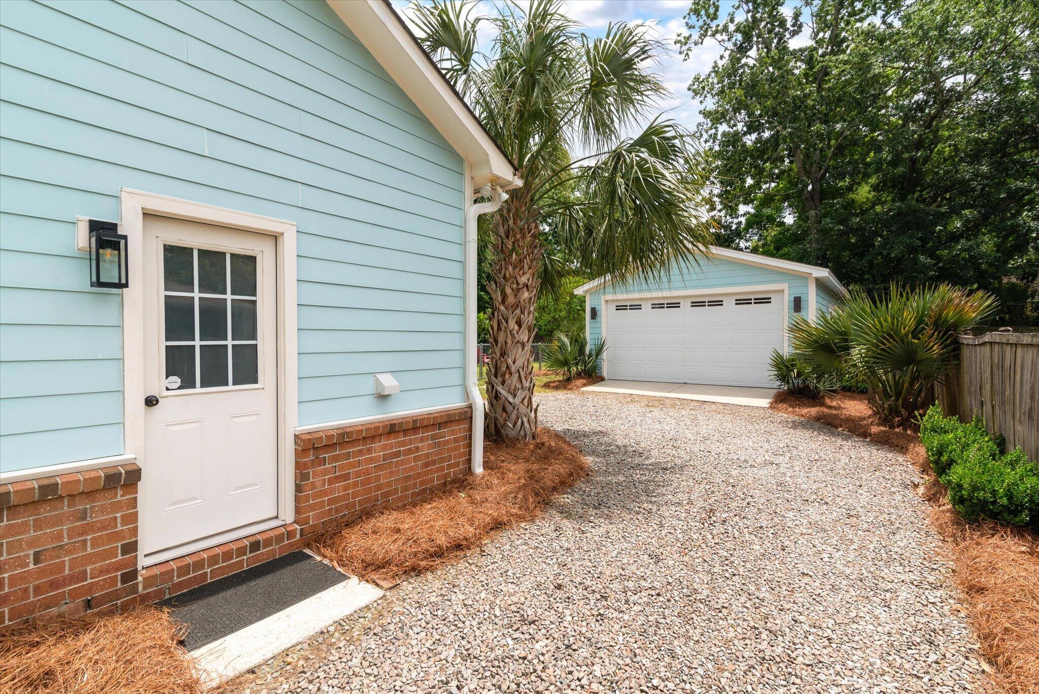1511 Wakendaw Road Mount Pleasant, SC 29464 - Photo 38 of 40 36-1511 Wakendaw_e_Lowcountry_Exposure-5