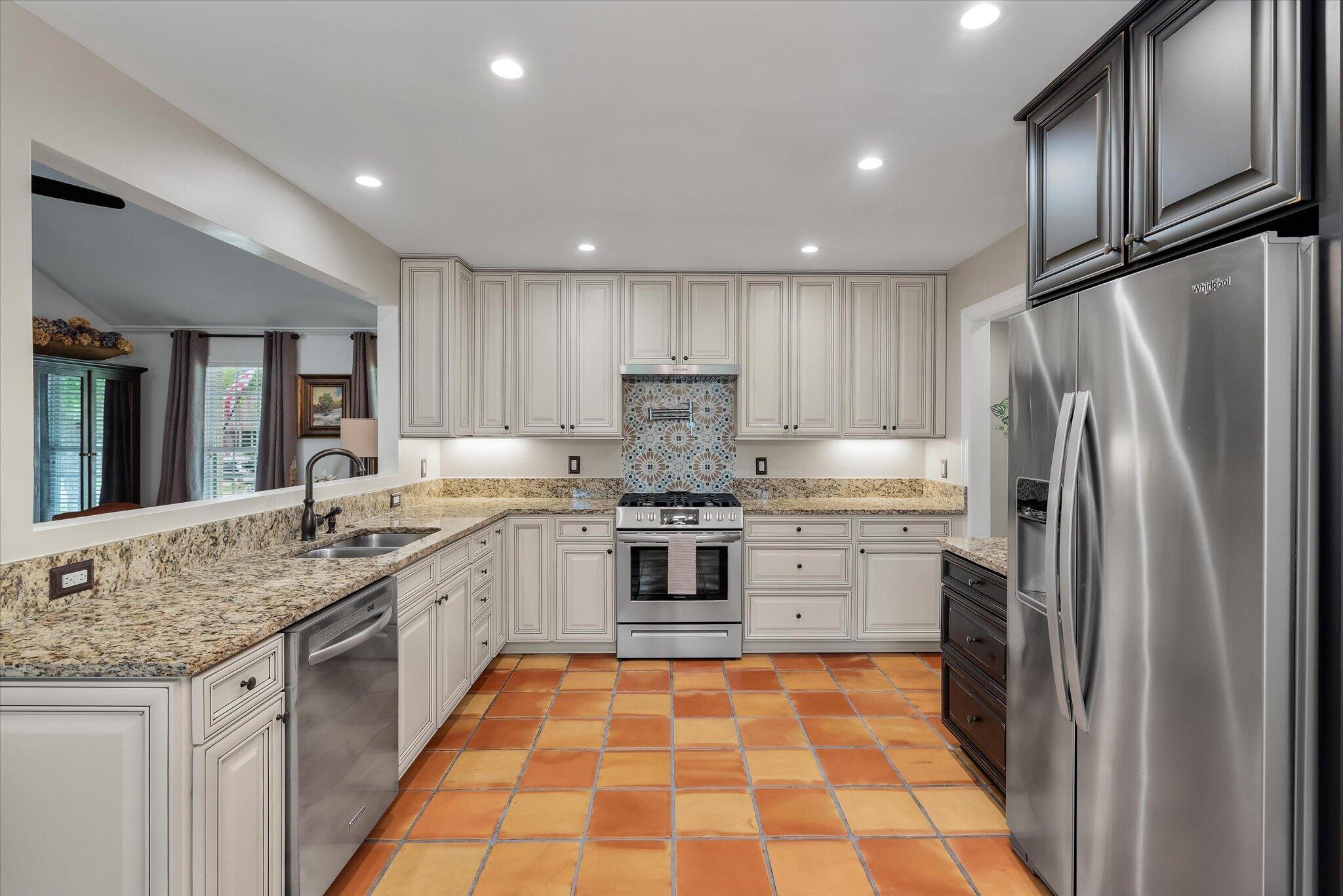 1511 Wakendaw Road Mount Pleasant, SC 29464 - Photo 4 of 40 13-1511 Wakendaw_i_Lowcountry_Exposure-1