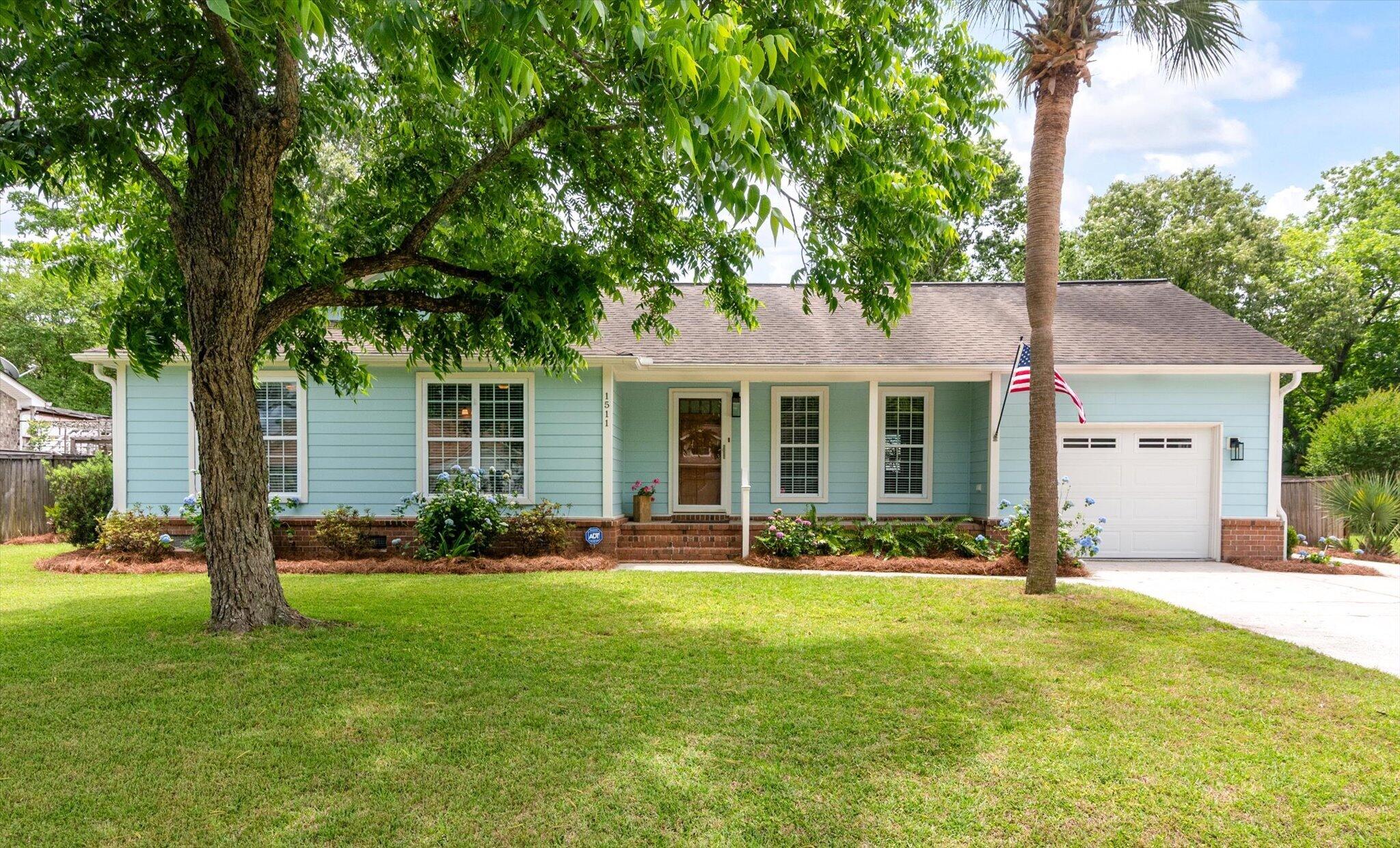 1511 Wakendaw Road Mount Pleasant, SC 29464 - Photo 5 of 40 02-1511 Wakendaw_e_Lowcountry_Exposure-2