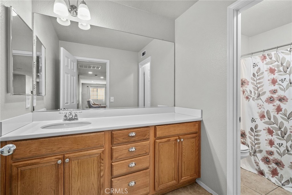 33934 Lily Road Yucaipa, CA 92399 - Photo 36 of 47 Bathroom 4