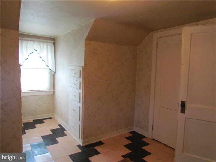 120 North Allentown Road Green Lane, PA 18054 - Photo 16 of 25 Gallery Image 16
