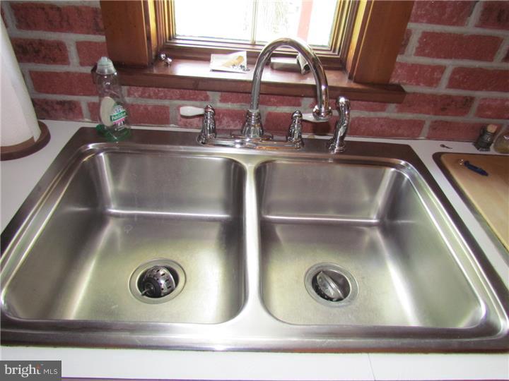 120 North Allentown Road Green Lane, PA 18054 - Photo 4 of 25 Gallery Image 4