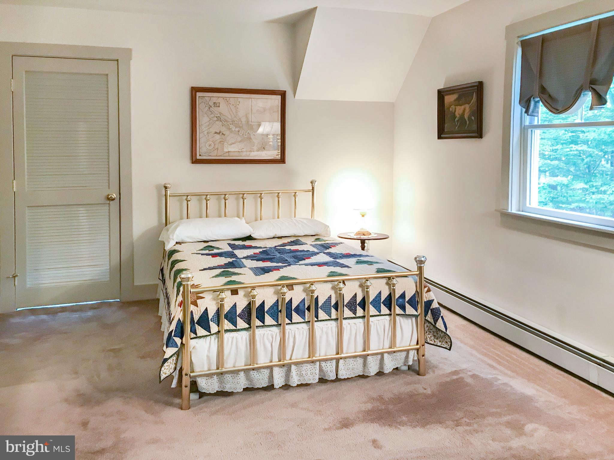 24 Ridgewood Place Ivyland, PA 18974 - Photo 21 of 26 Bedroom 3 with walk-in closet