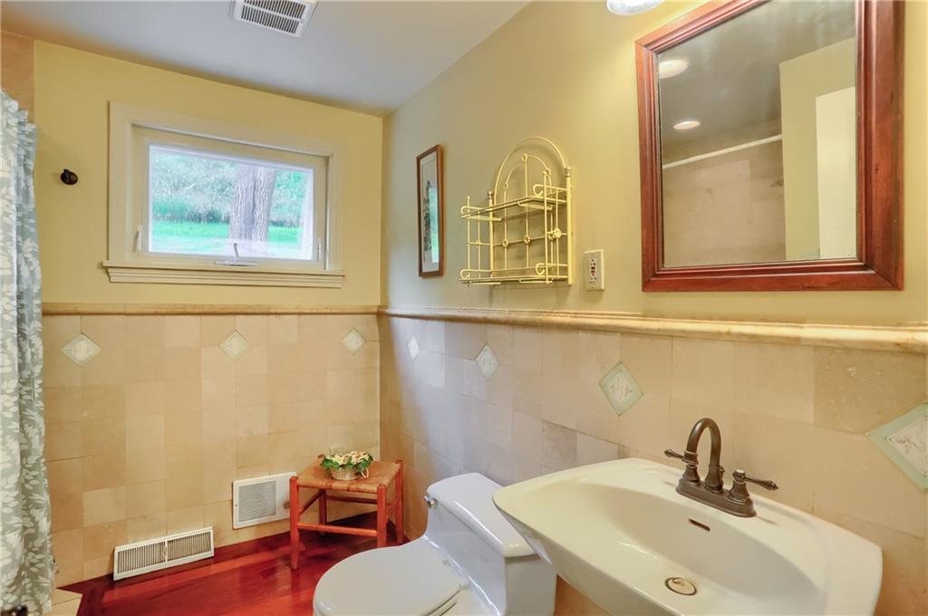 245 Hutchman Road Mars, PA 16046 - Photo 18 of 50
