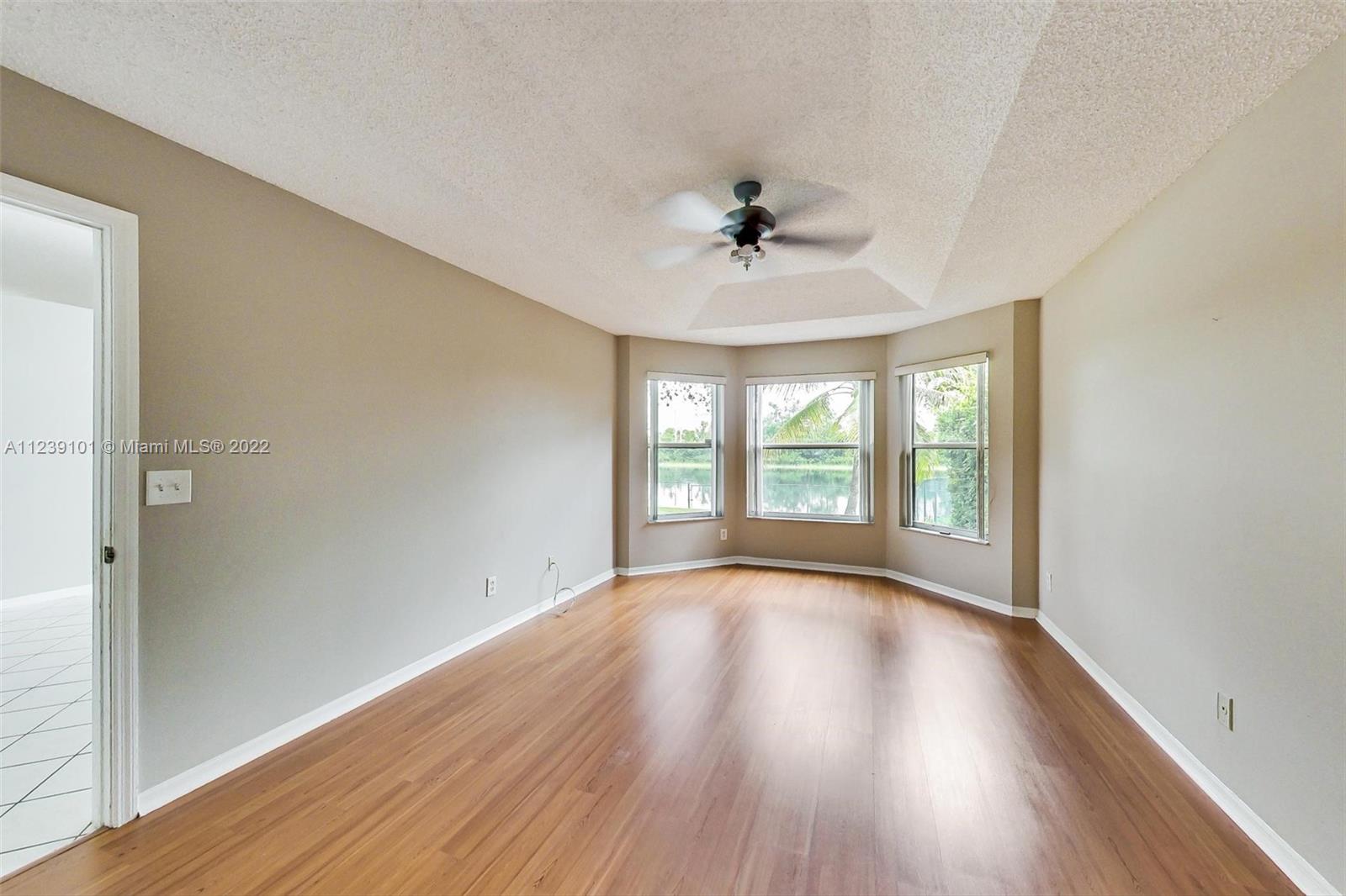 Silver Lakes Miramar, FL 33029 - Photo 16 of 38