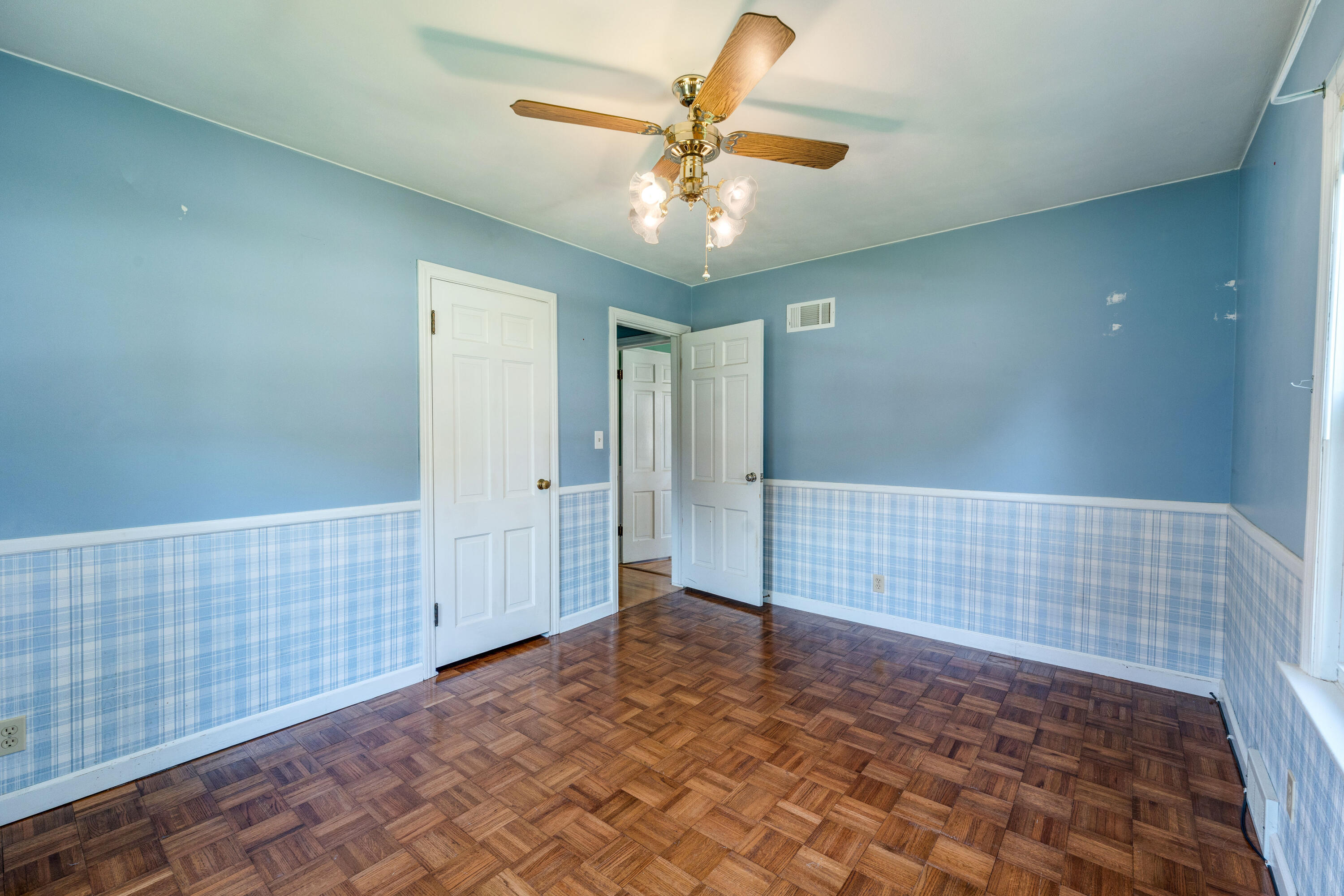 601 Isabelle Avenue Racine, WI 53402 - Photo 19 of 30 DSC04886