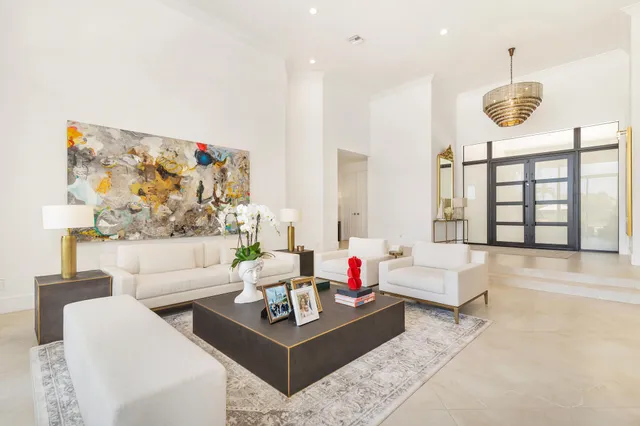 a close view of sink