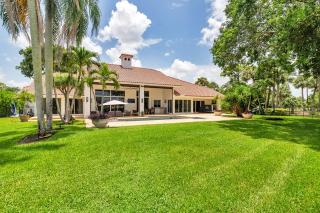 $15,000 | 1504 Breakers W Boulevard, West Palm Beach, FL 33411