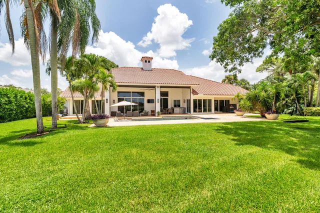 $15,000 | 1504 Breakers W Boulevard, West Palm Beach, FL 33411