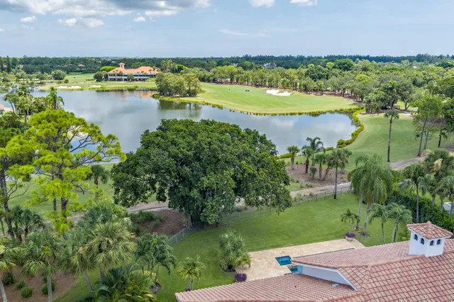 $15,000 | 1504 Breakers W Boulevard, West Palm Beach, FL 33411